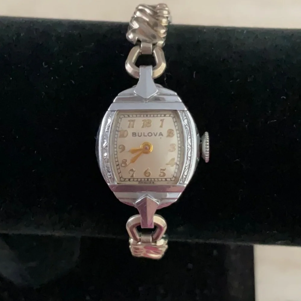 Bulova Watch 10K Gold La Petite Vintage Women Art Deco 1940s For Repair Or Parts